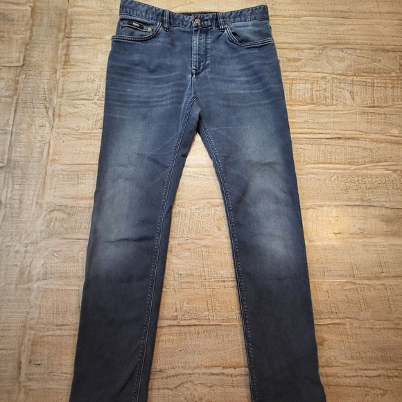Jeans Hugo Boss Maine1 - Taille W33/L30 - Bleu Délavé - Coupe Regular - Occasion Très Bon état